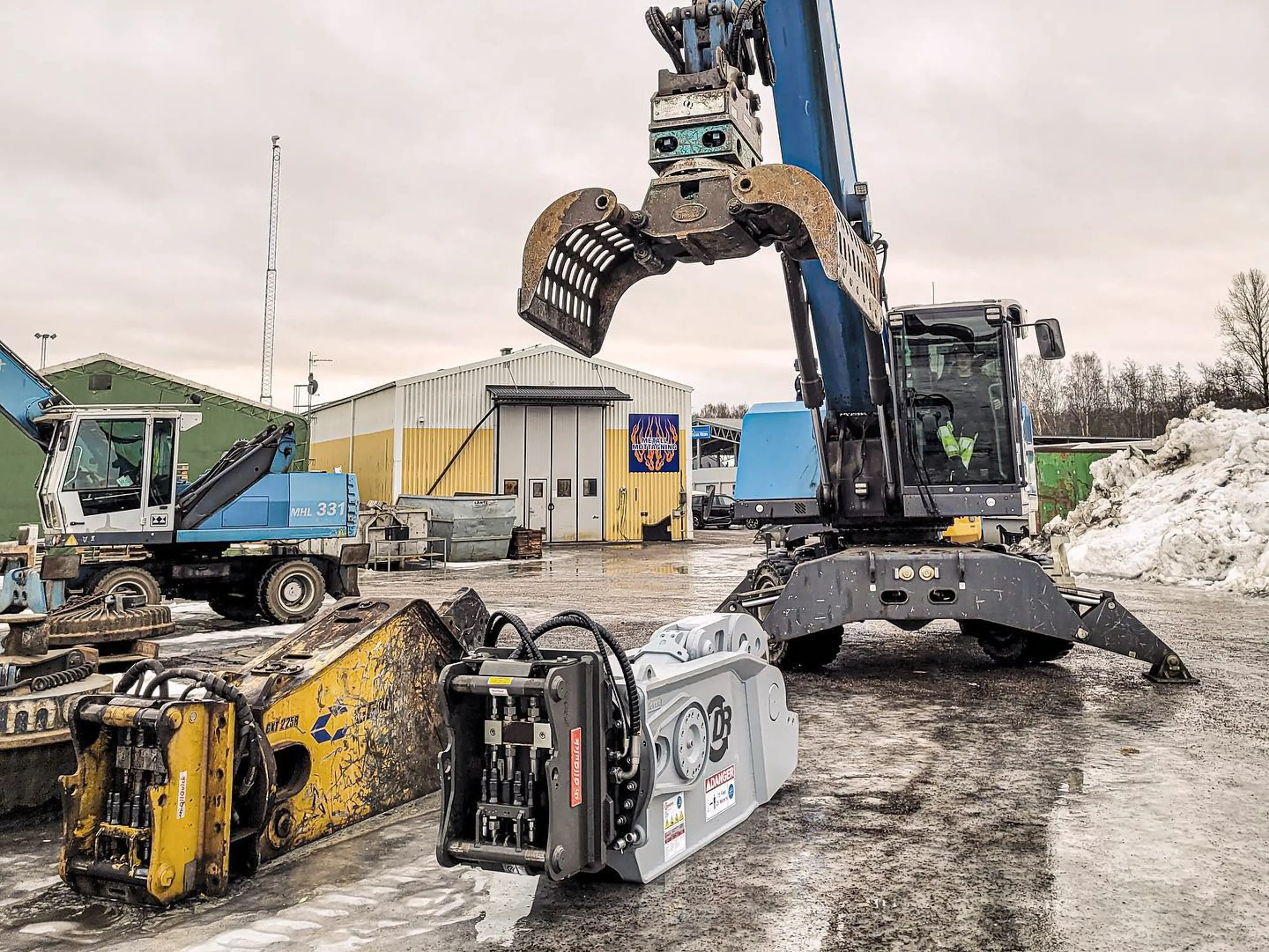 Automatic Quick Couplers