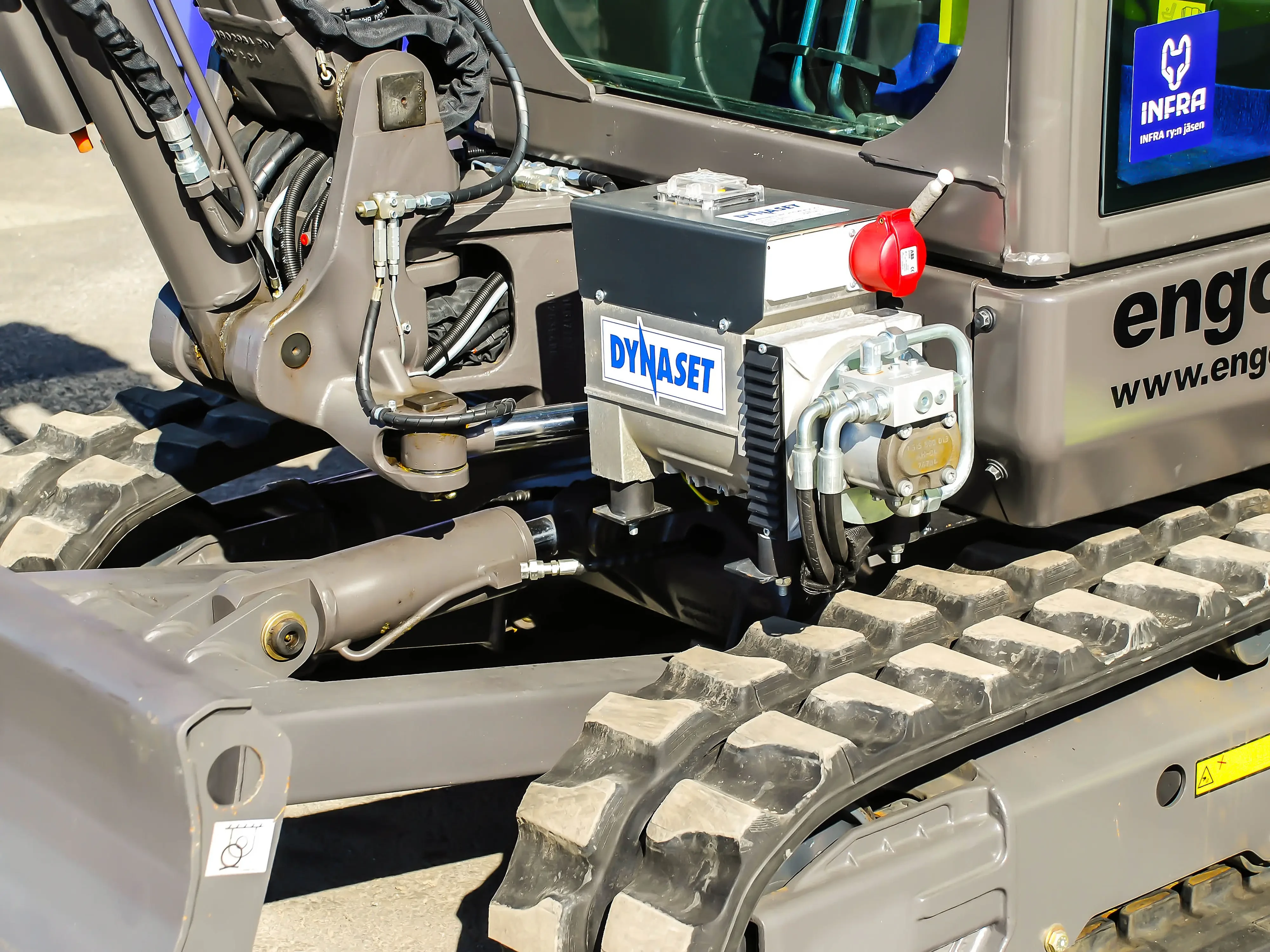 Hydraulic Generators