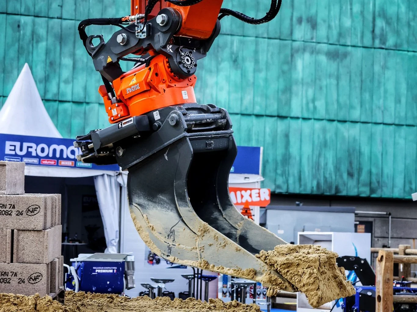Tiltrotators