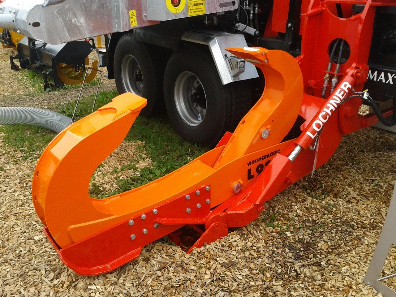 Stationary Log Splitters
