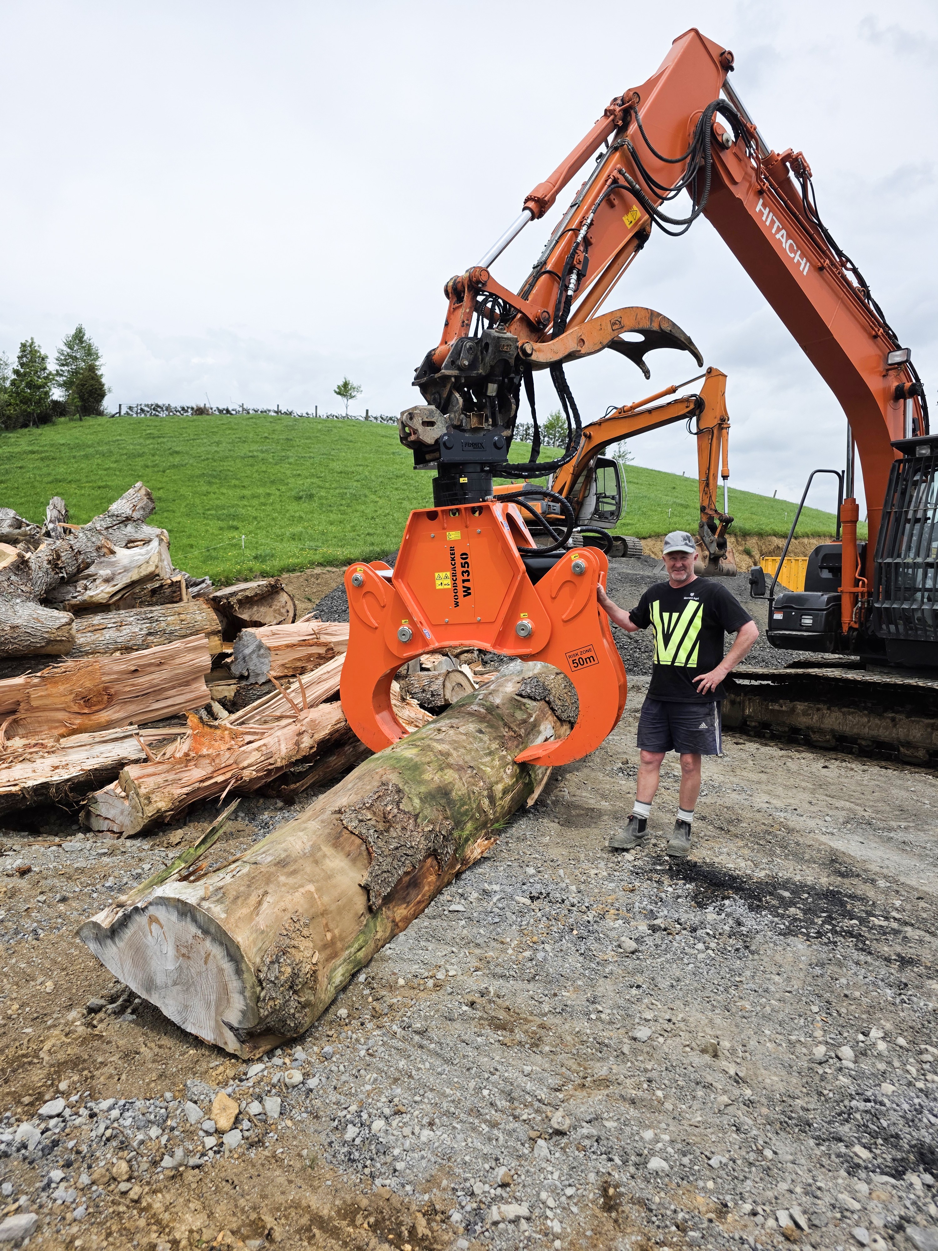 W1350 Log Splitter Delivery